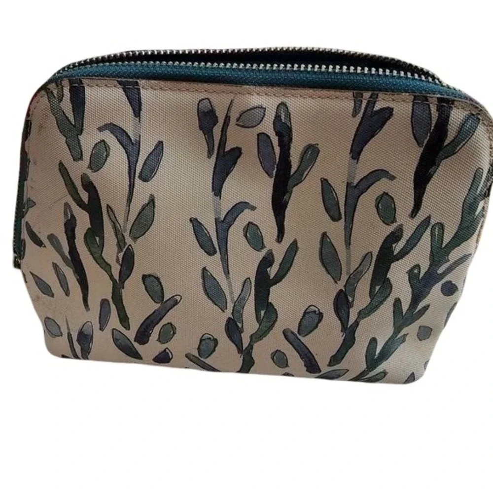Brighton Seahorse Coastal Coated Canvas Cosmetic Pouch Makeup Bag Blue Pink‎